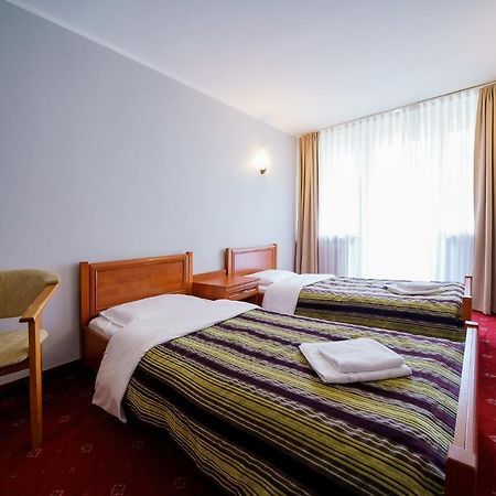 Promenada Zegrze Hotel Białobrzegi Esterno foto