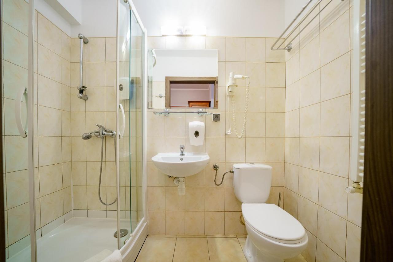 Promenada Zegrze Hotel Białobrzegi Esterno foto